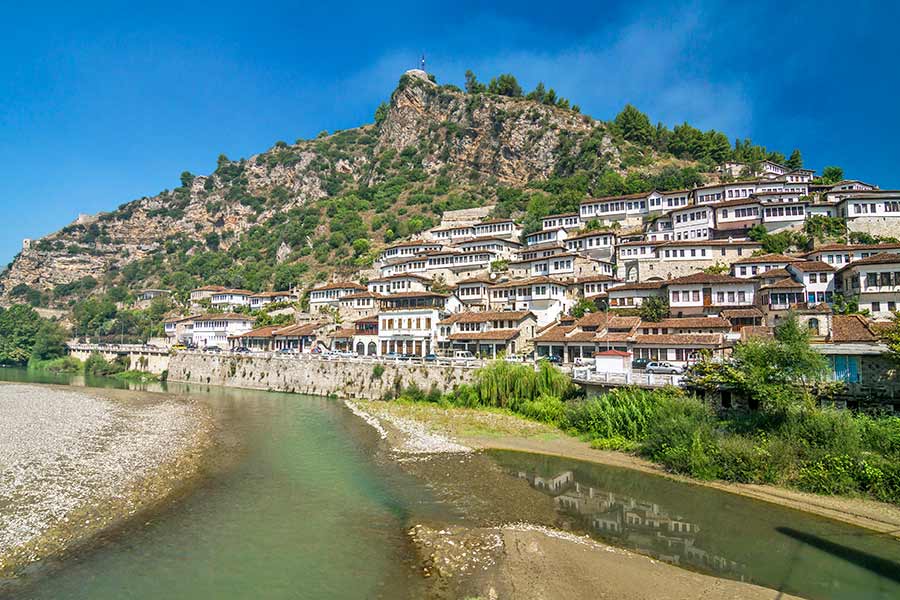 Albaniens äldsta stad Berat