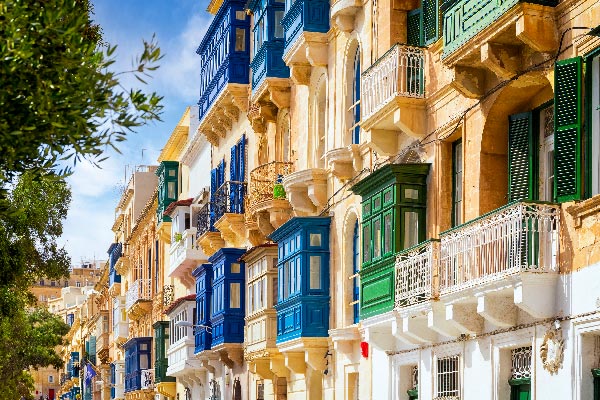 Färgglada hus i Valletta