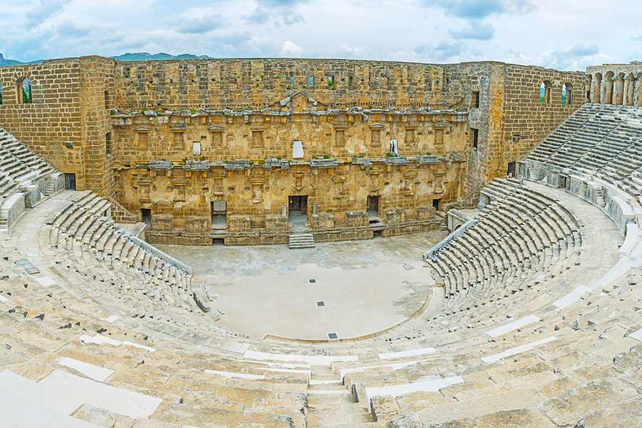 Amfiteatern i Aspendos